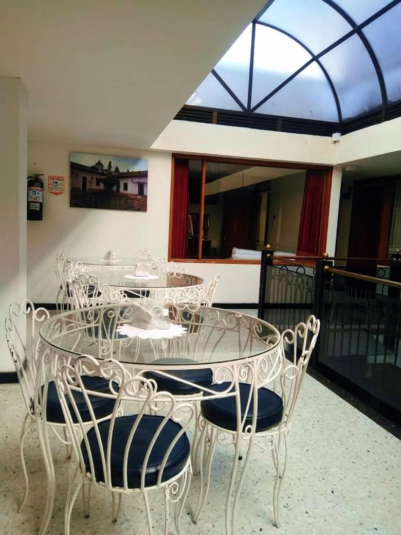 Hotel El Cid Plaza Premium トゥンハ エクステリア 写真
